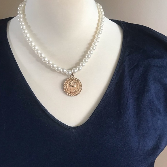 Massimo Dutti v-neck t-shirt - Picture 3 of 9